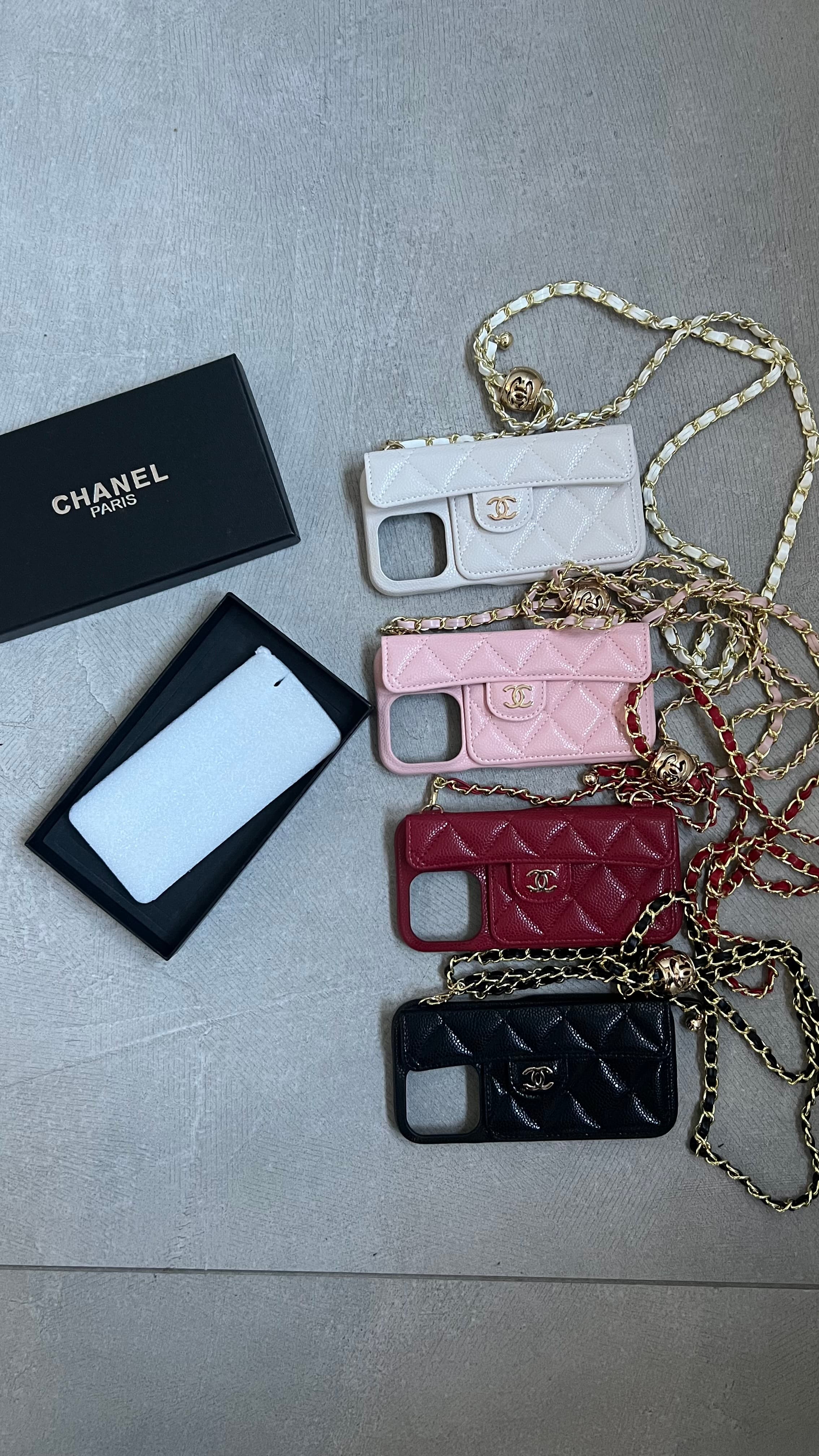 Coque Chanel iPhone 