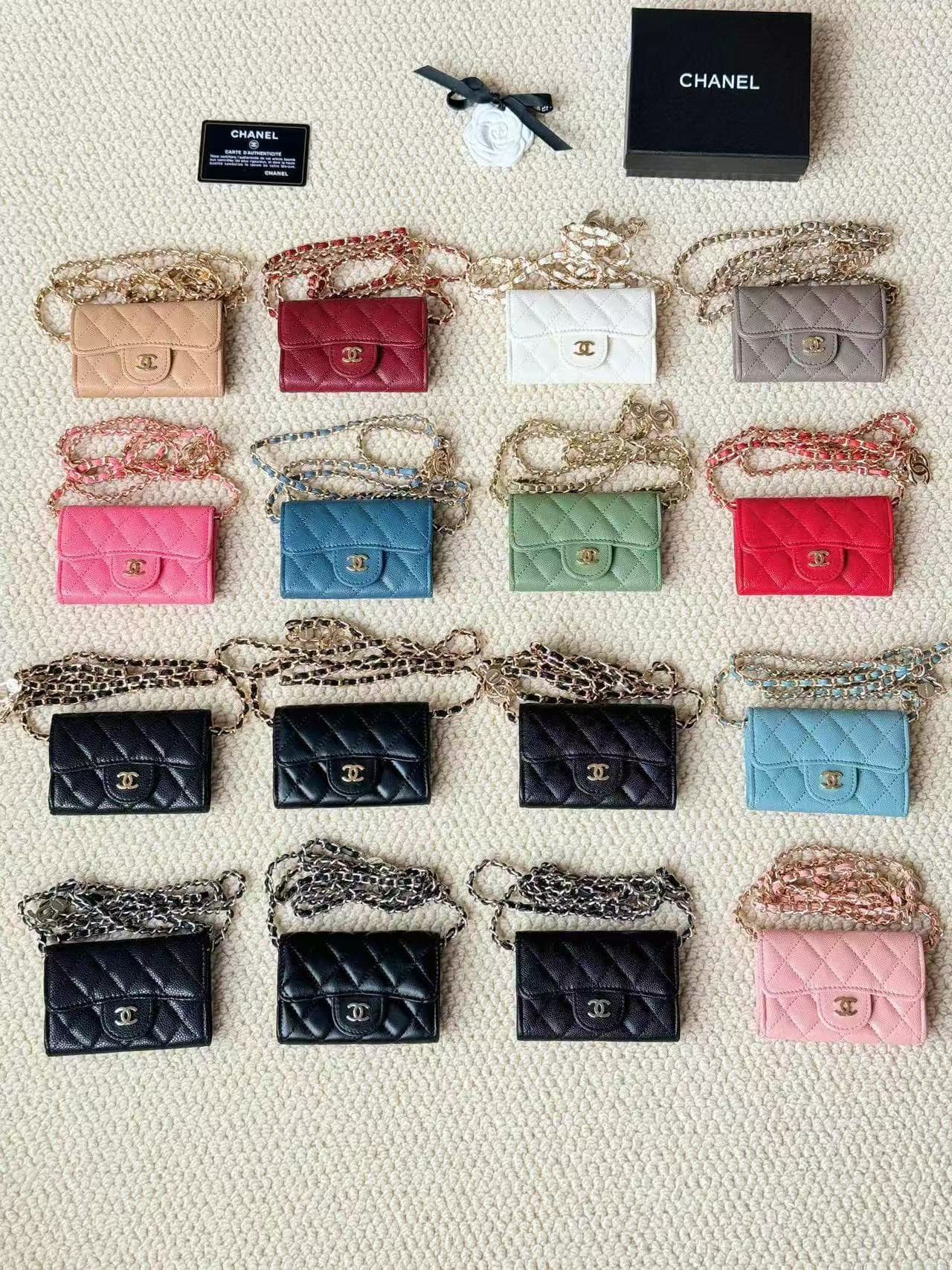 Précommande mini sac Chanel 