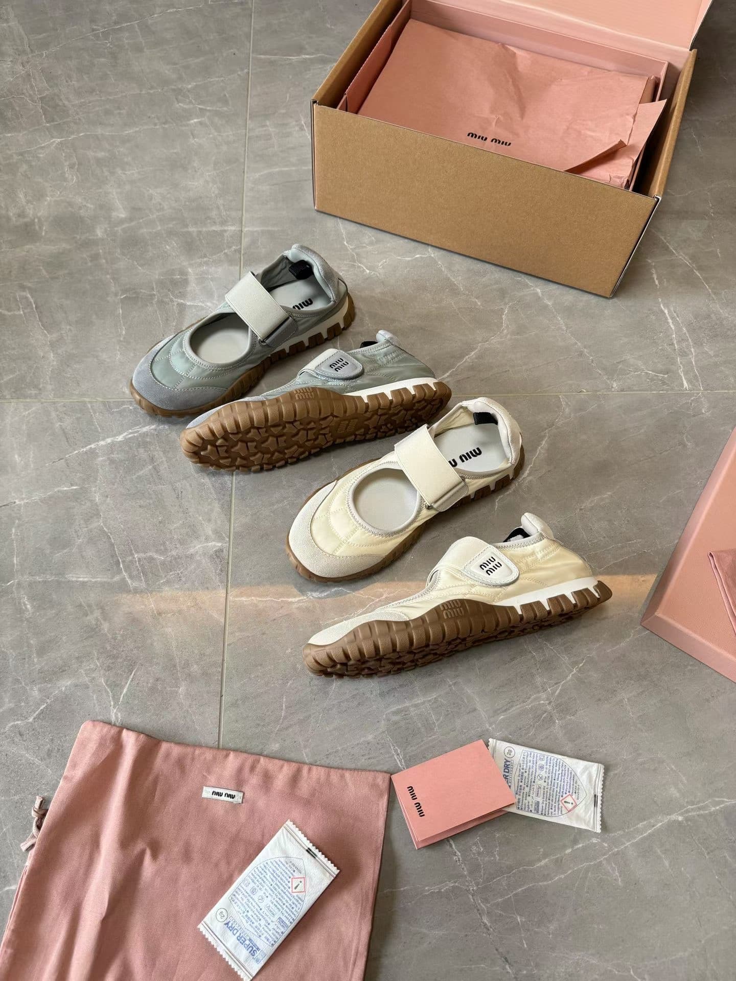 Ballerine tyre miumiu