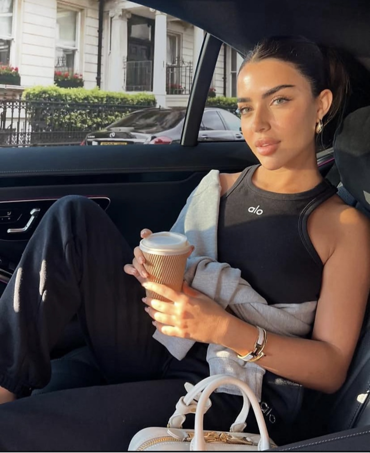 Crop top noir blanc et bleu 